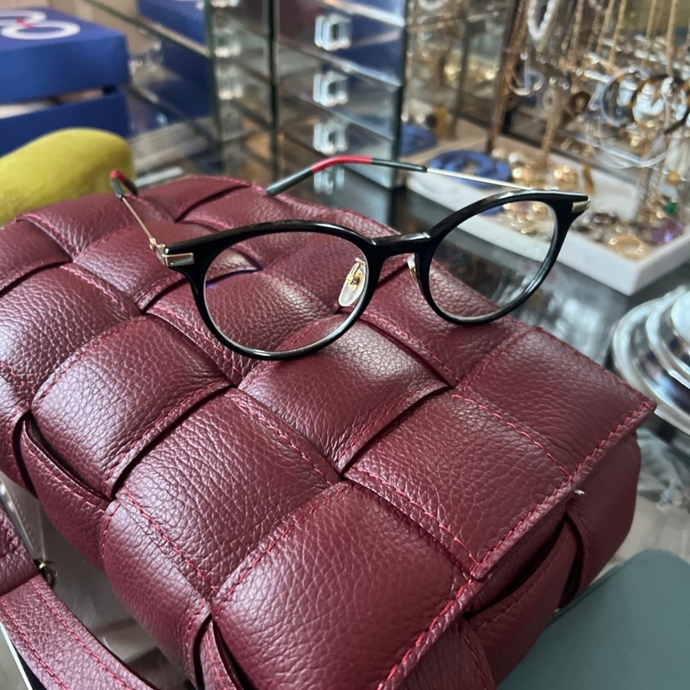 Gucci Cat-Eye Glasses